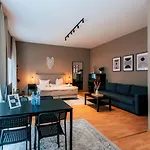 Luga Homes - Chausseehaus 아파트 라이프치히