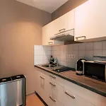 Luga Homes - Chausseehaus 아파트 *