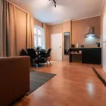 Luga Homes - Chausseehaus * 라이프치히