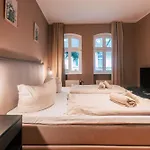 Luga Homes - Chausseehaus 아파트 *