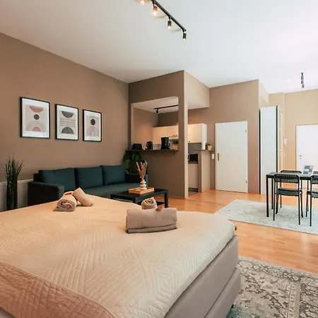 Luga Homes - Chausseehaus Leipzig