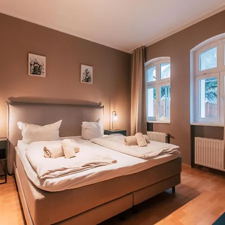 Luga Homes - Chausseehaus *