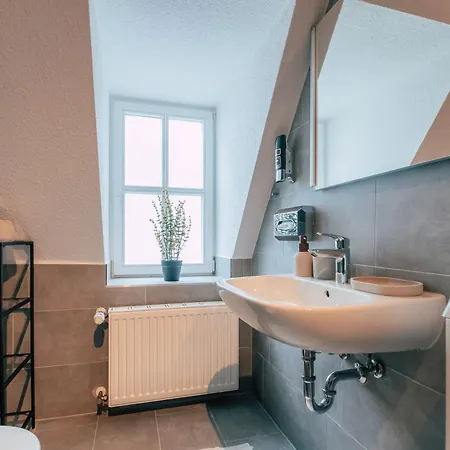 Luga Homes - Chausseehaus * Lipsko