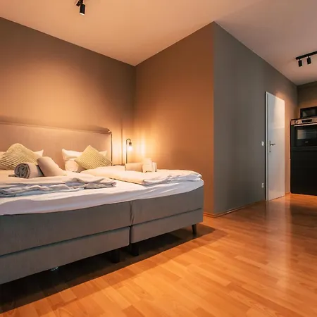 Luga Homes - Chausseehaus *