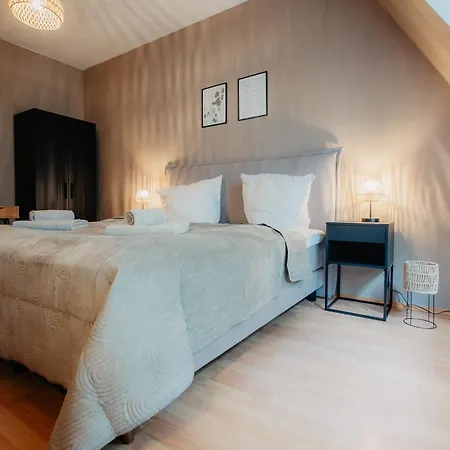 Luga Homes - Chausseehaus