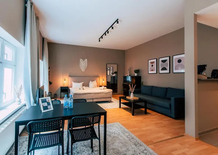 Luga Homes - Chausseehaus Apartmán Lipsko