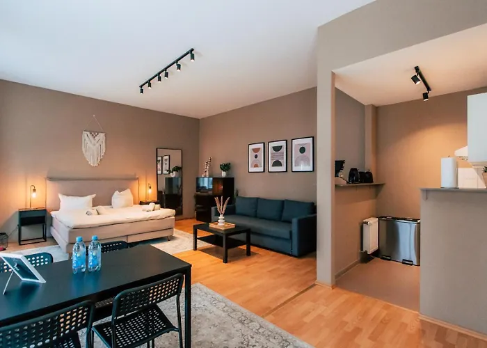 Luga Homes - Chausseehaus Apartmán Lipsko