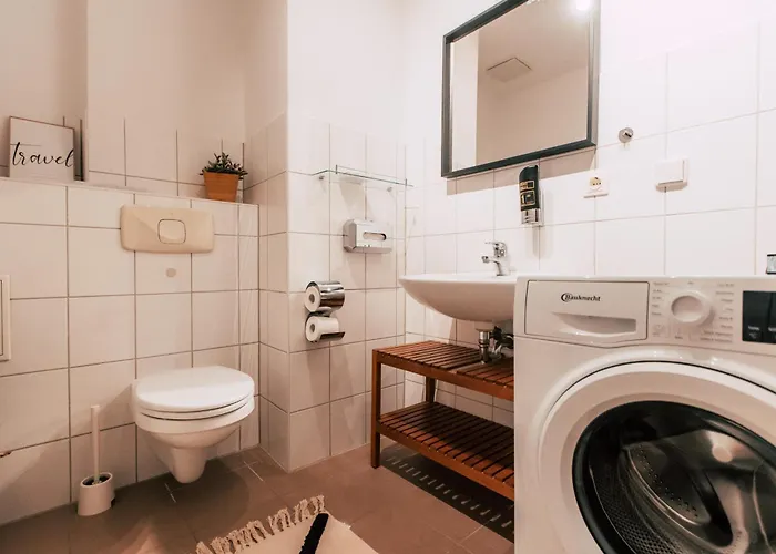 Luga Homes - Chausseehaus Lipsko